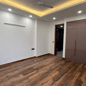 Luxurious 4 BHK Flat In Vasant Kunj Image